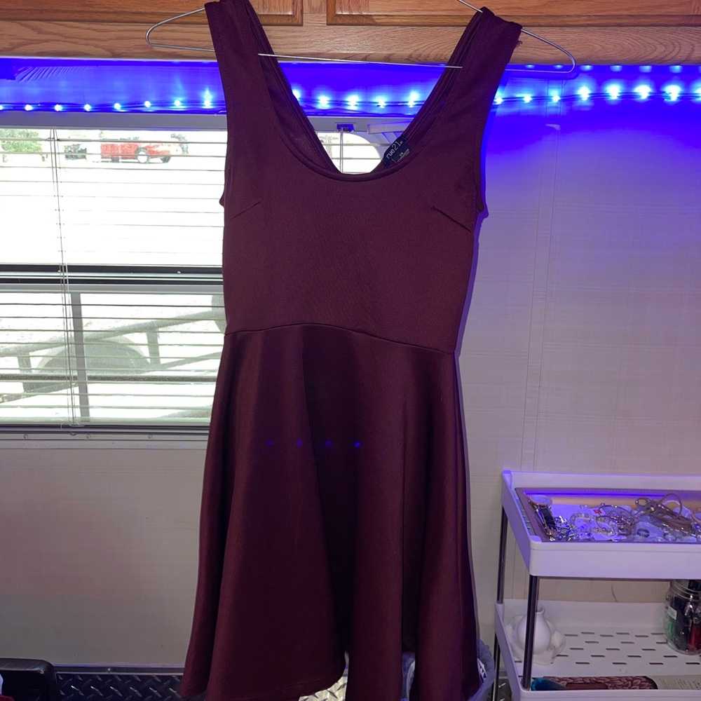 Maroon short dress